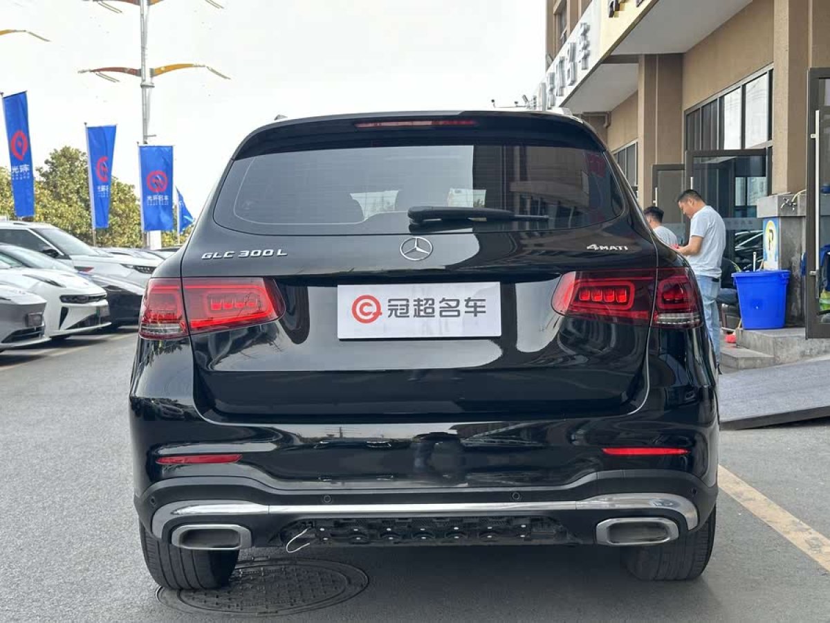 奔馳 奔馳GLC  2018款 改款 GLC 300 4MATIC 動(dòng)感型圖片