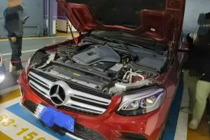 奔馳GLC 奔馳 GLC 300 4MATIC 豪華型