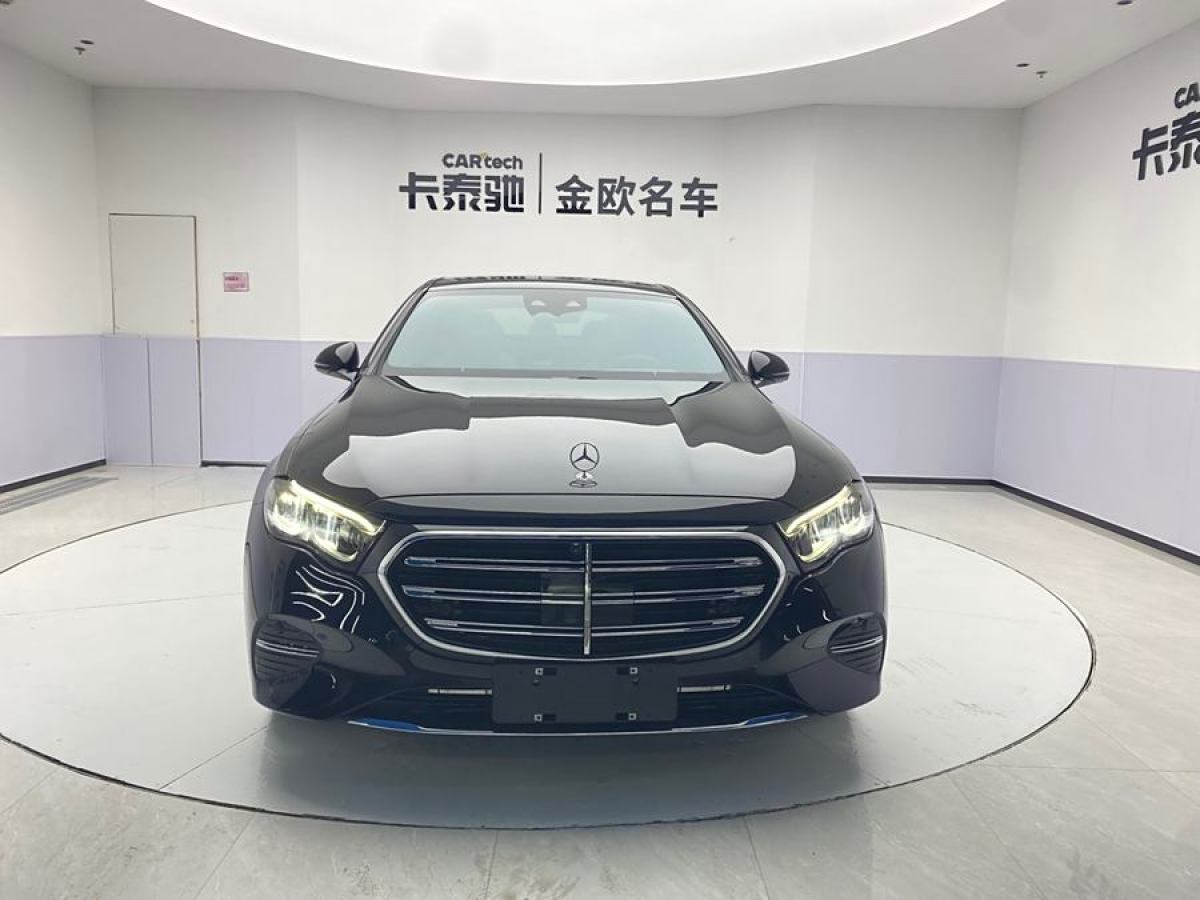 奔馳 奔馳E級  2024款 E 300 L 時(shí)尚型圖片