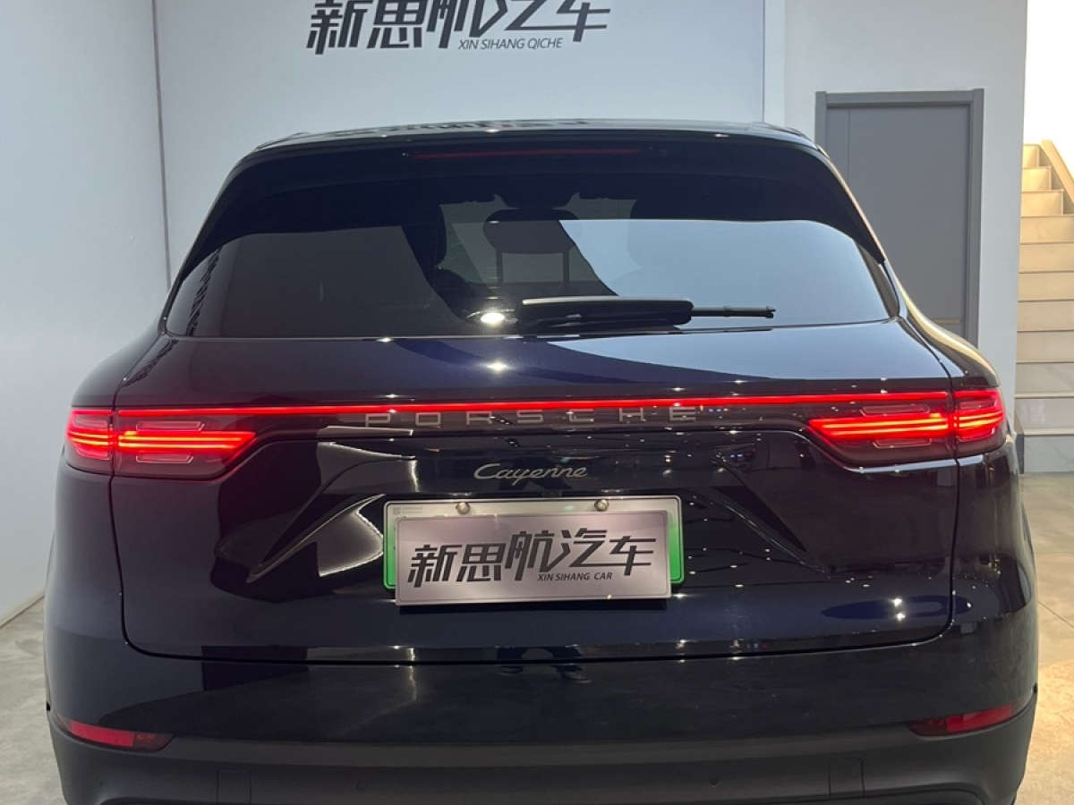 2023年4月保時捷 Cayenne新能源  2023款 Cayenne E-Hybrid 2.0T 鉑金版