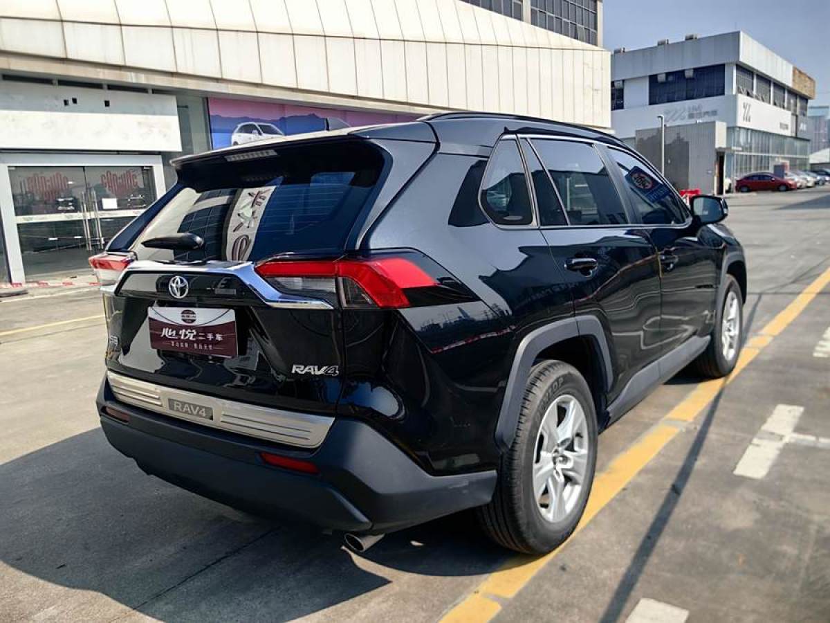 豐田 RAV4榮放  2023款 2.0L CVT兩驅(qū)都市版圖片