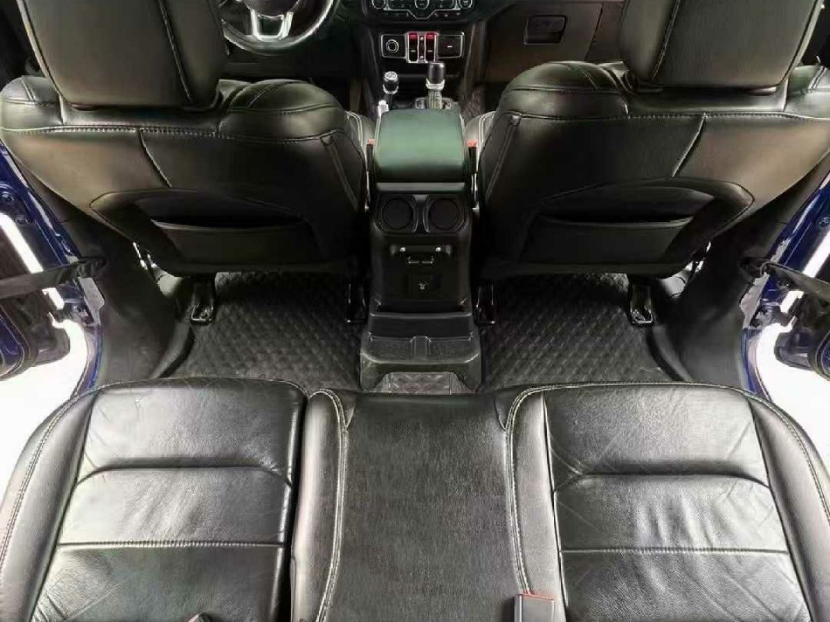 Jeep 牧馬人  2020款 2.0T Rubicon Recon 四門(mén)叢林英雄限量版圖片