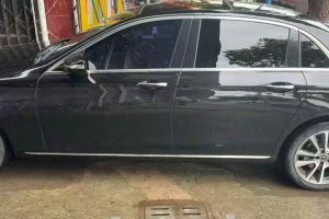 奔馳E級(jí) 奔馳 E 200 L