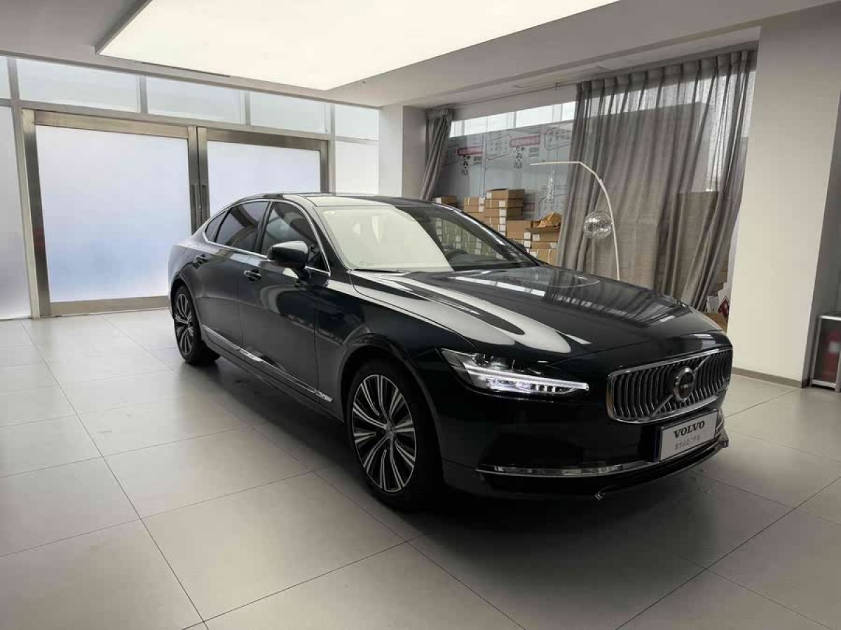 沃爾沃 S90  2024款 B5 智遠(yuǎn)豪華版圖片