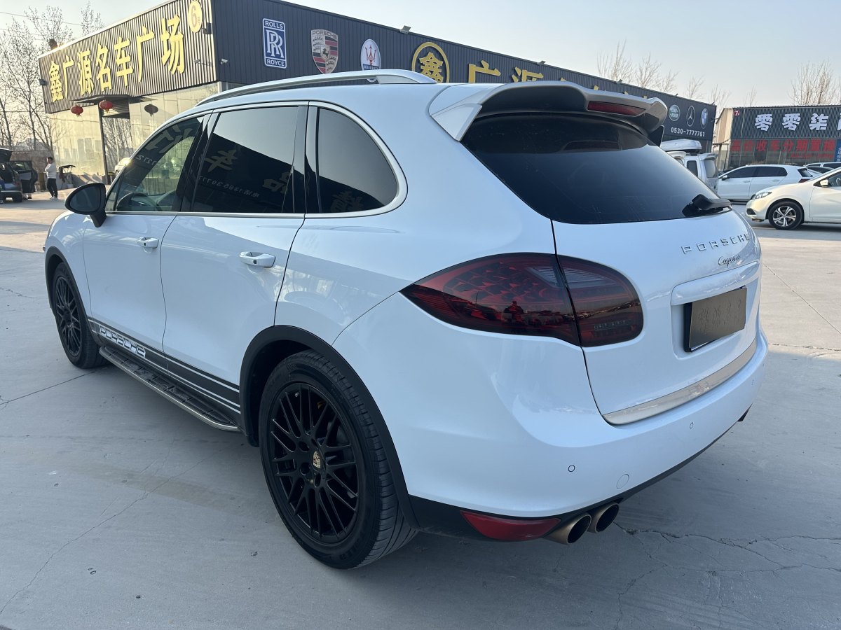 保時(shí)捷 Cayenne  2014款 Cayenne Platinum Edition 3.0T圖片