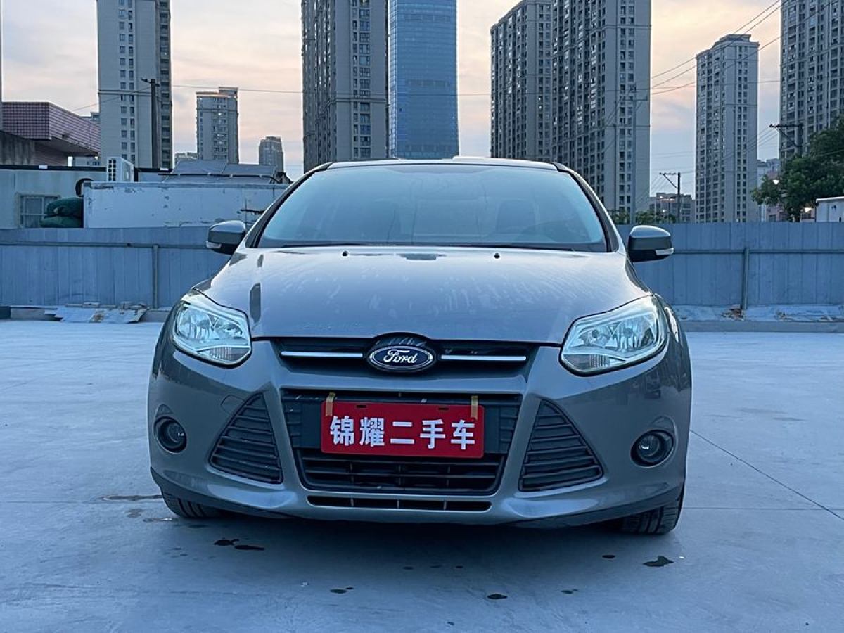 福特 ?？怂? 2012款 三廂 1.6L 自動(dòng)舒適型圖片