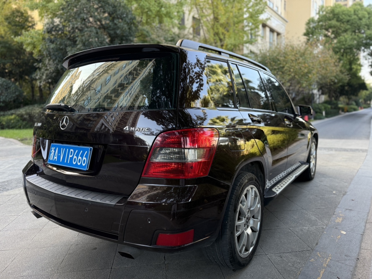 奔馳 奔馳GLK級  2010款 GLK 300 4MATIC 時(shí)尚型圖片