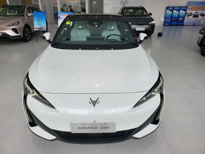 2025年4月 北汽新能源 極狐 阿爾法S5 708MAX 200kW圖片