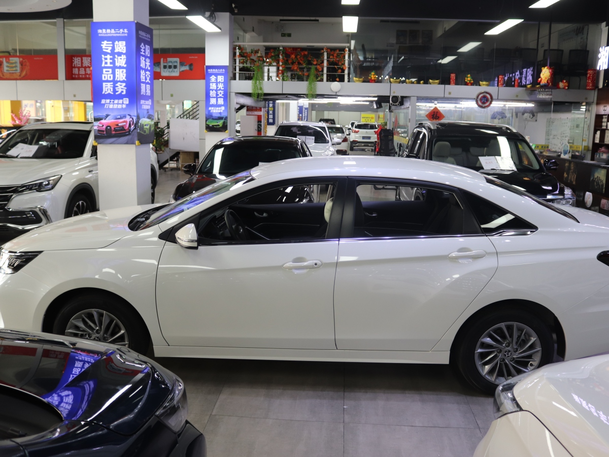 啟辰 D60  2023款 PLUS 1.6L XV CVT智領(lǐng)版圖片