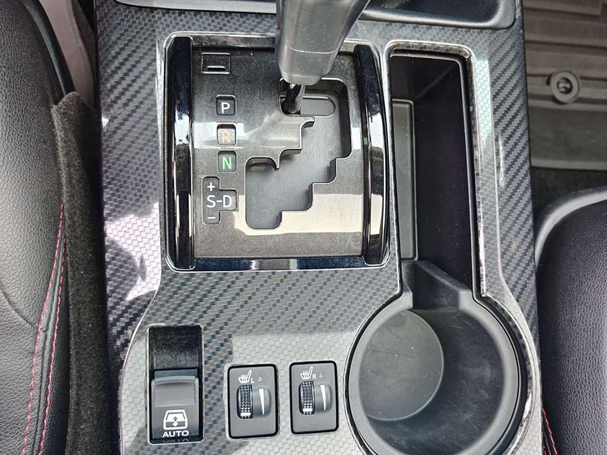 丰田 4Runner  4.0L 乔治巴顿改装车图片