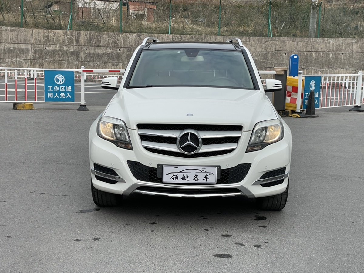 奔馳 奔馳GLK級(jí)  2013款 GLK 300 4MATIC 動(dòng)感天窗型圖片