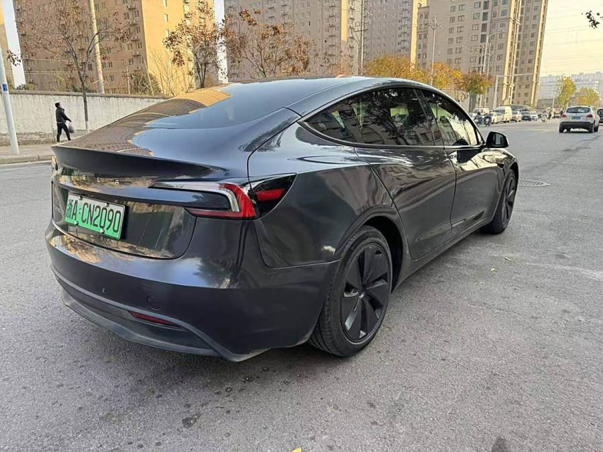 特斯拉 Model Y  2023款 后輪驅(qū)動(dòng)版圖片