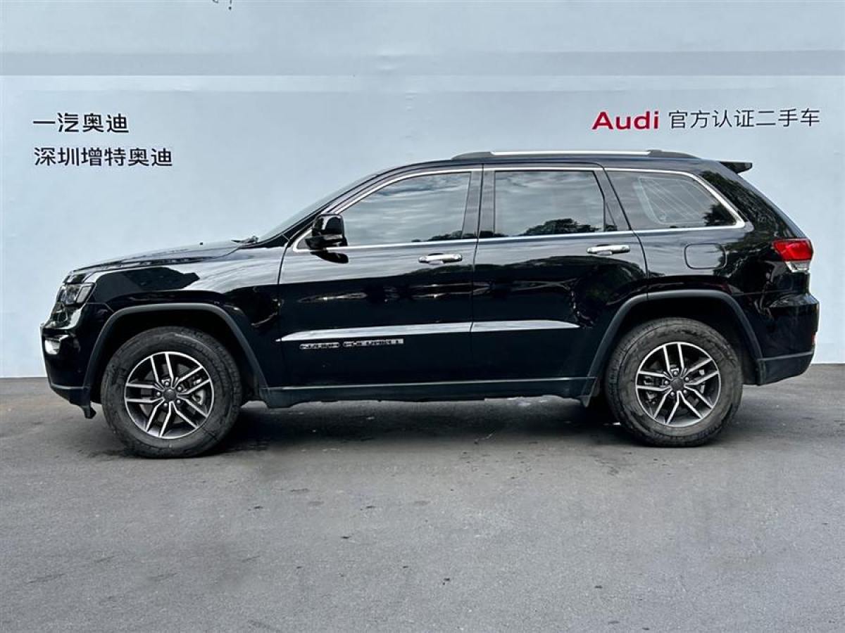 Jeep 大切諾基  2020款 3.0L 專業(yè)導航版圖片