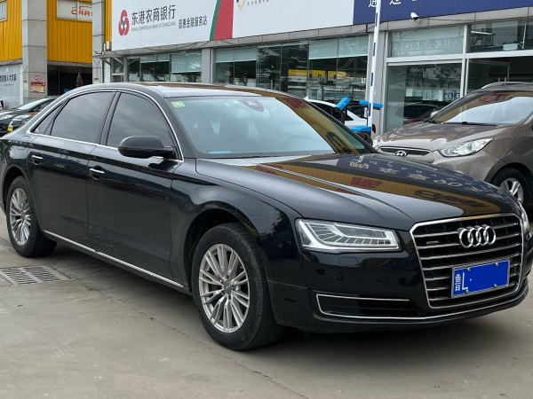 奥迪 奥迪A8  2014款 A8L 45 TFSI quattro舒适型