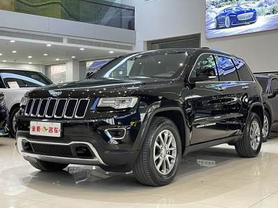 2015年1月 Jeep 大切諾基(進(jìn)口) 3.0L 舒享導(dǎo)航版圖片