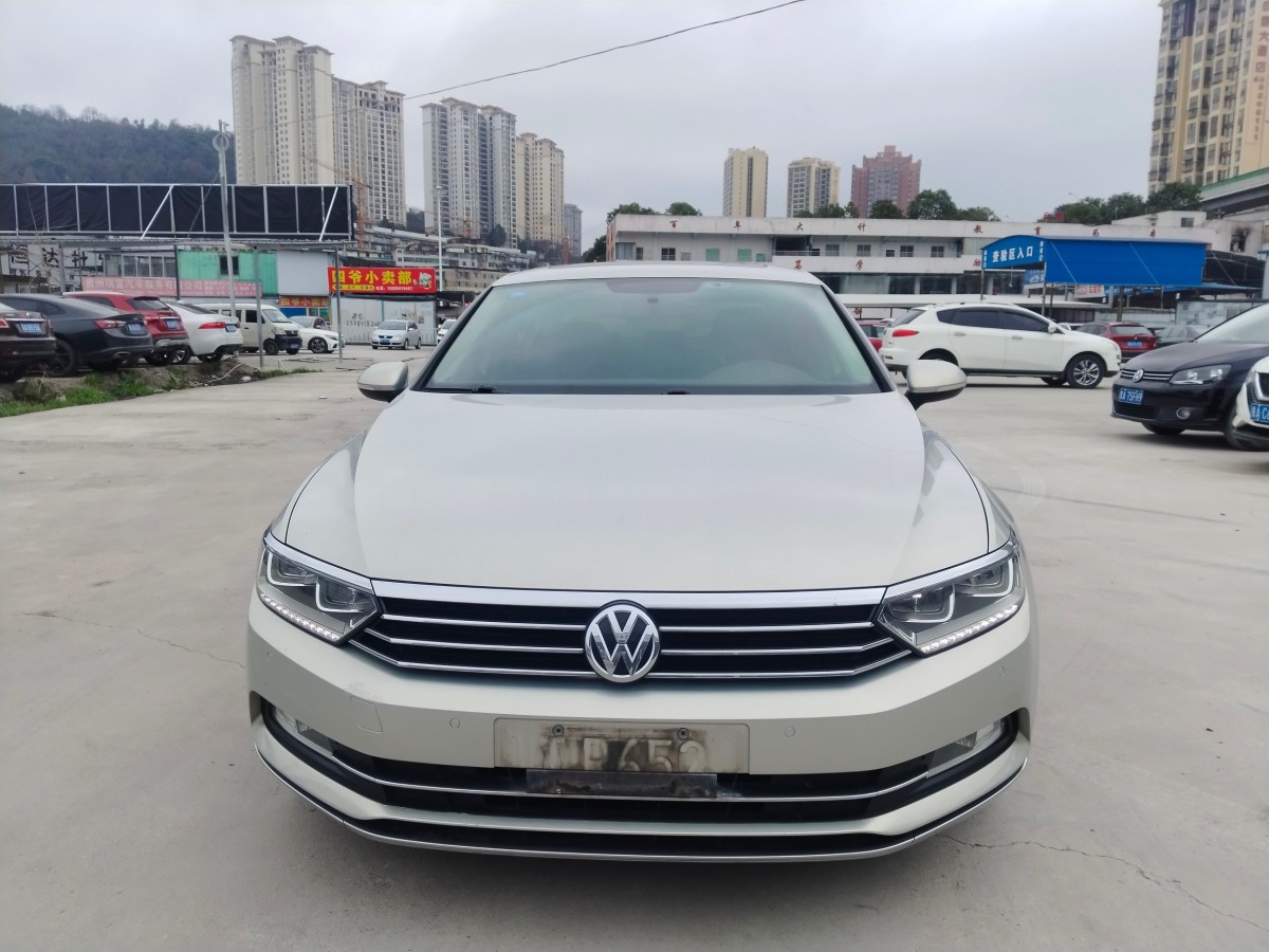 大眾 邁騰  2019款  330TSI DSG 領(lǐng)先型 國(guó)VI圖片