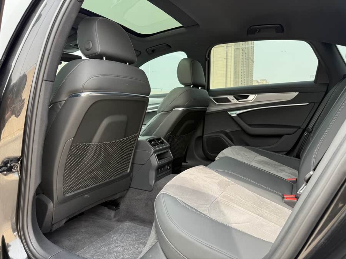 奧迪 奧迪A6L  2023款 改款 40 TFSI 豪華動(dòng)感型圖片