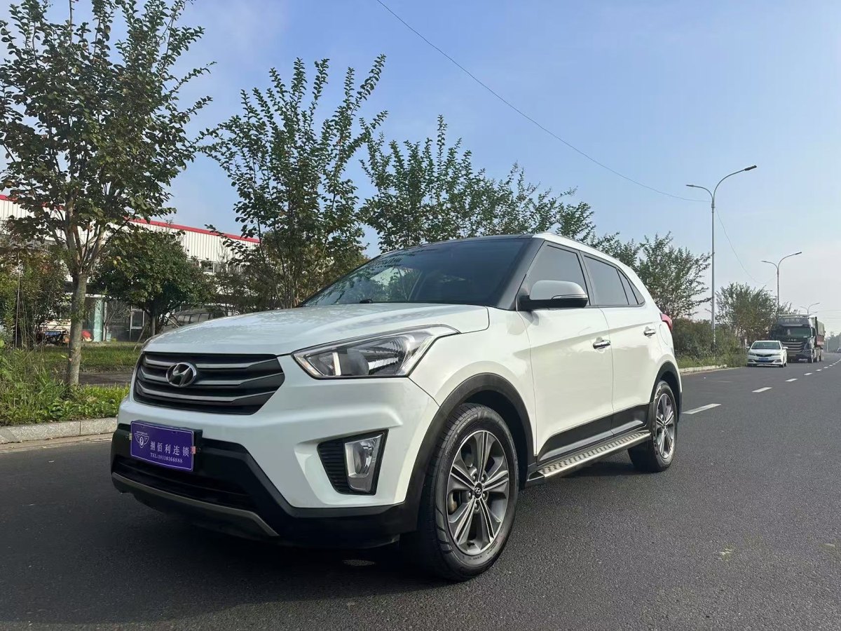 現(xiàn)代 ix25  2015款 1.6L 自動兩驅(qū)智能型GLS圖片