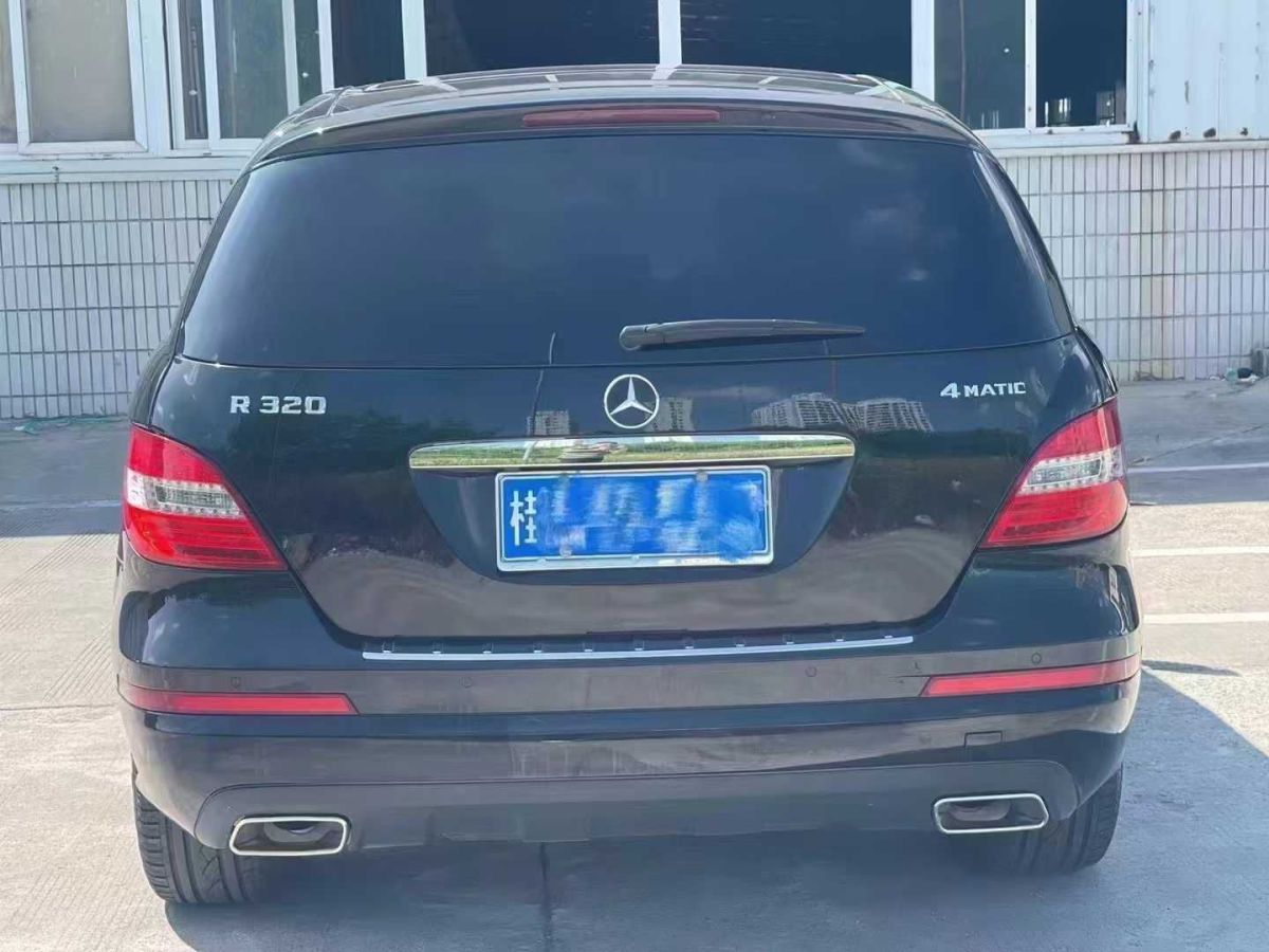 奔馳 V級  2018款 V 260 L 尊貴加長版圖片