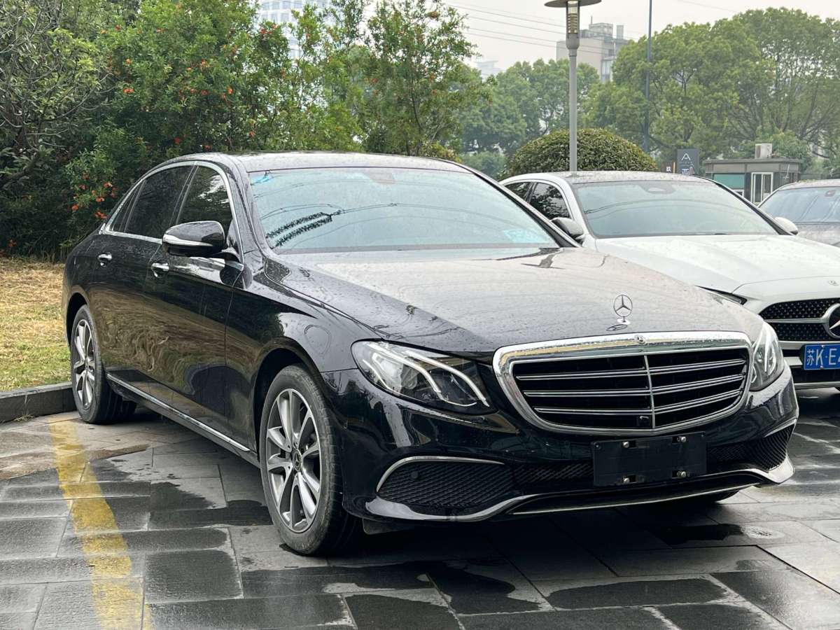奔馳 奔馳E級(jí)  2019款 改款 E 300 L 時(shí)尚型圖片