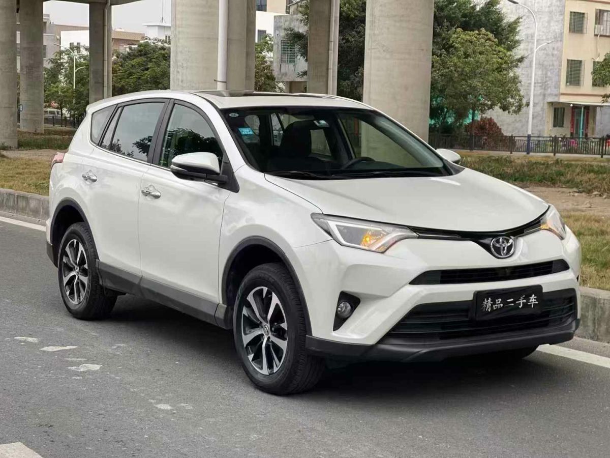 豐田 RAV4 圖片