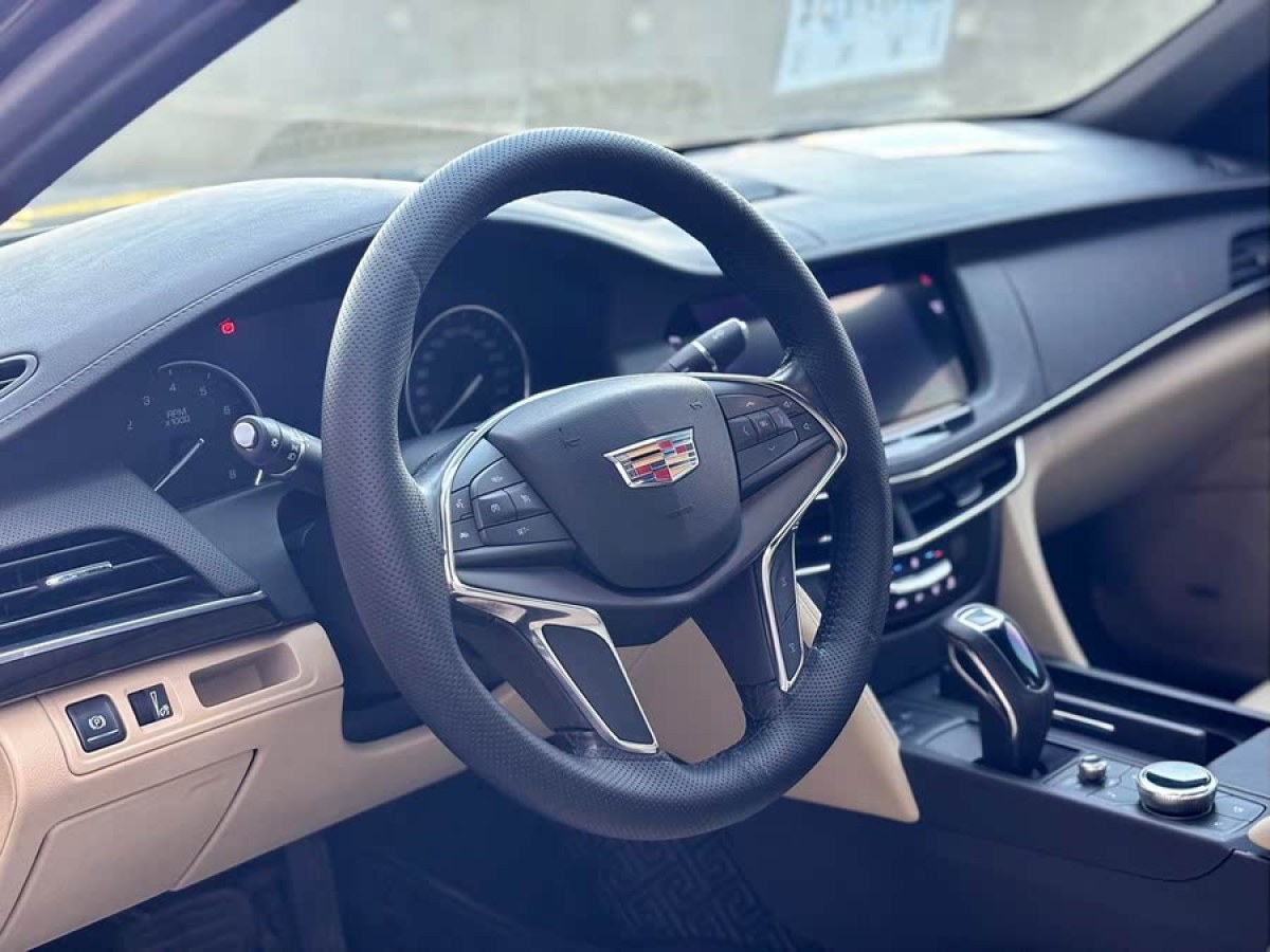 凱迪拉克 CT6  2019款 28T 豪華型圖片