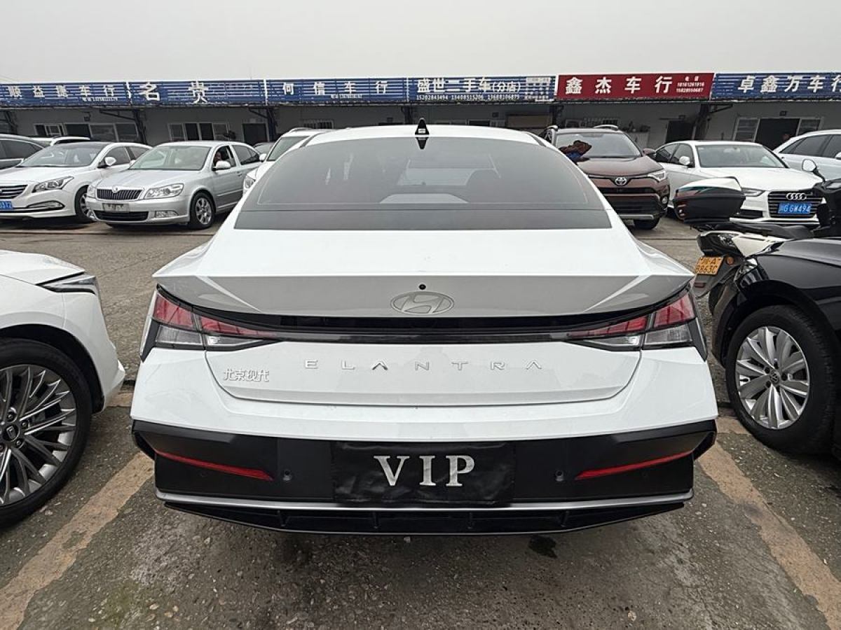 現(xiàn)代 伊蘭特  2023款 1.5L CVT GLX精英版圖片