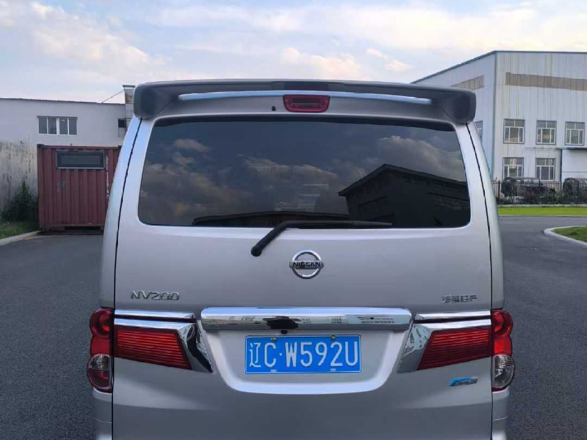 日產(chǎn) NV200 圖片
