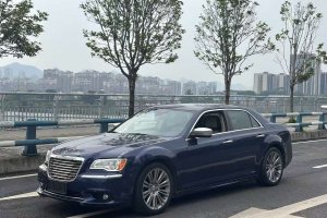 300C 克萊斯勒 3.0L 卓越版
