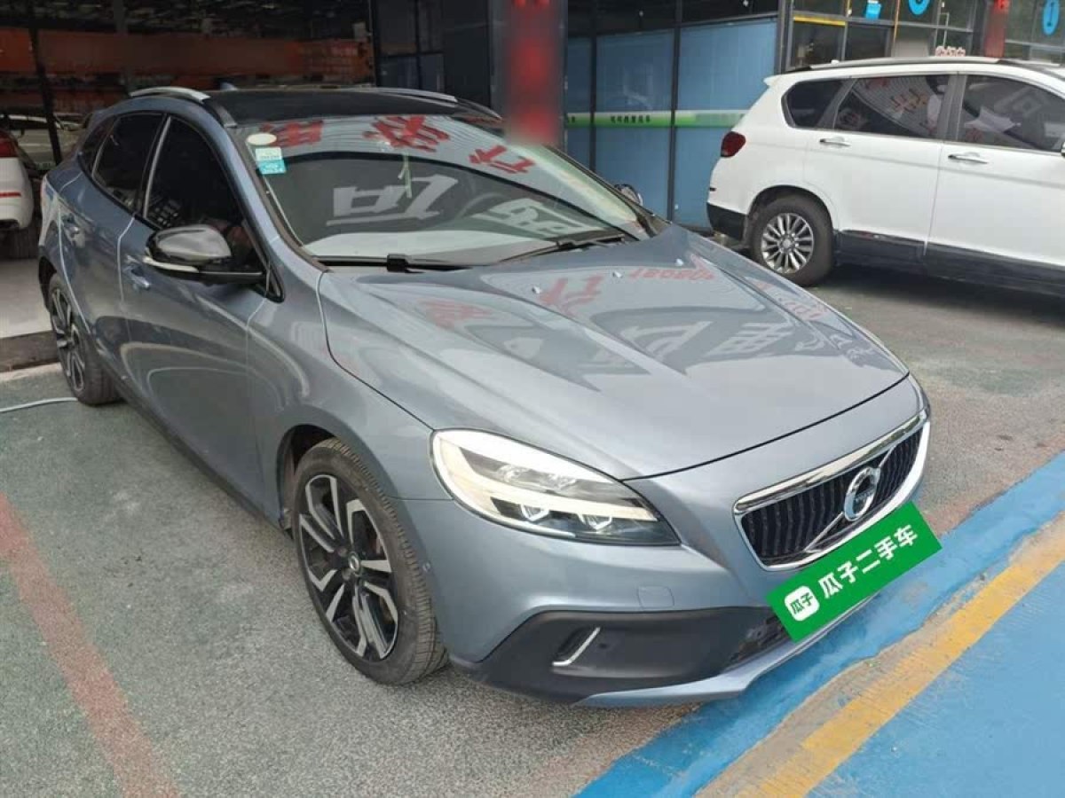 沃爾沃 V40  2017款 Cross Country T5 AWD 智雅版圖片
