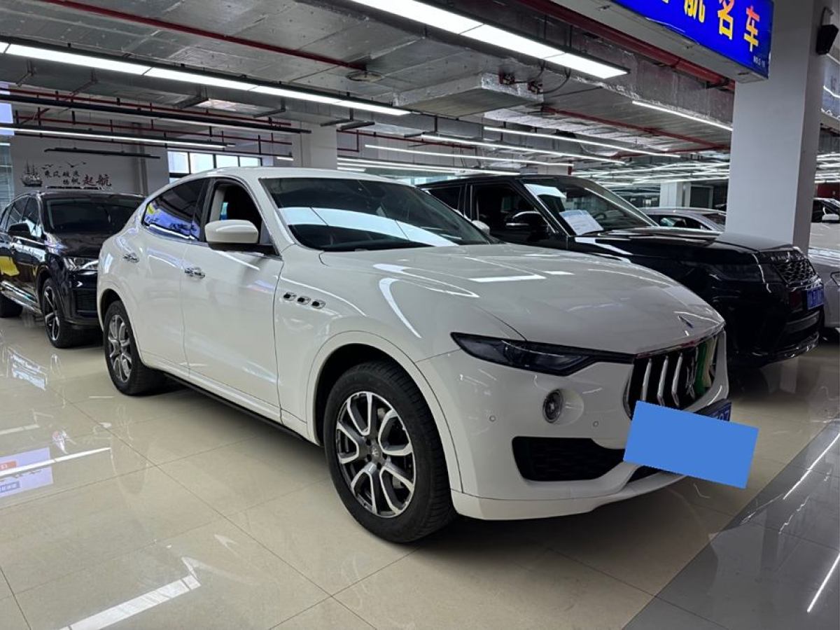 瑪莎拉蒂 Levante  2018款 3.0T 經(jīng)典版圖片