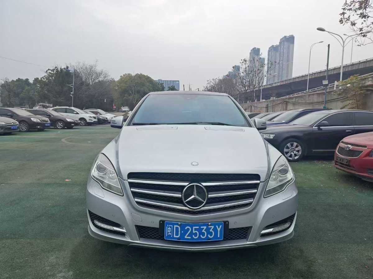 2011年9月奔馳 奔馳R級  2011款 R 350 L 4MATIC