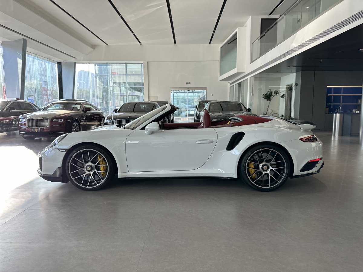 2020年1月保時(shí)捷 911  2016款 Turbo S Cabriolet 3.8T