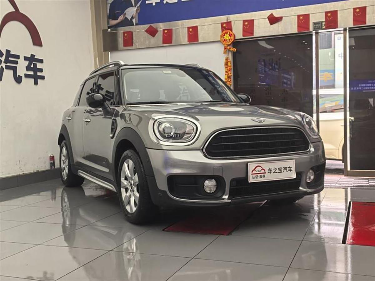 MINI COUNTRYMAN  2018款 1.5T COOPER ALL4 經(jīng)典派圖片