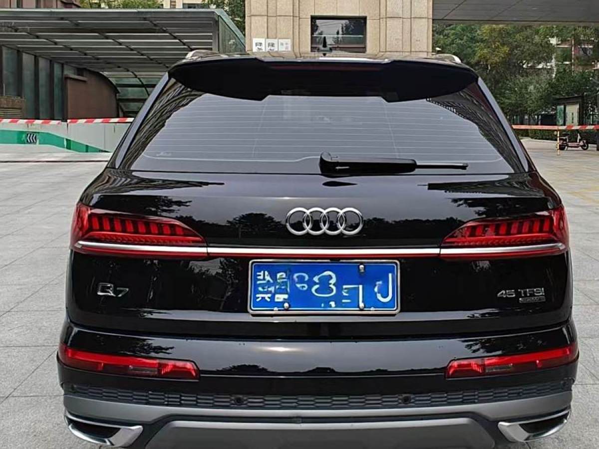 2021年7月奧迪 奧迪Q7  2023款 45 TFSI quattro S line運(yùn)動型