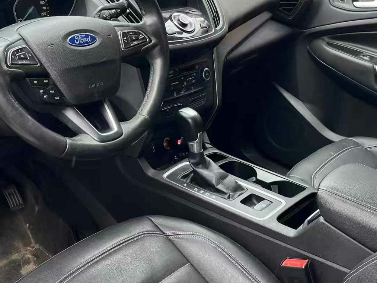 福特 翼虎  2017款 EcoBoost 245 四驅(qū)尊翼型圖片