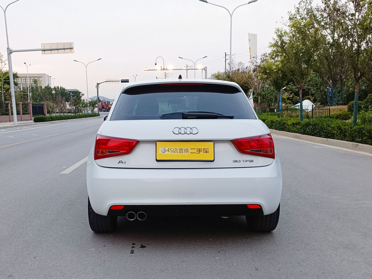 奧迪 奧迪A1  2014款 30 TFSI 舒適型圖片