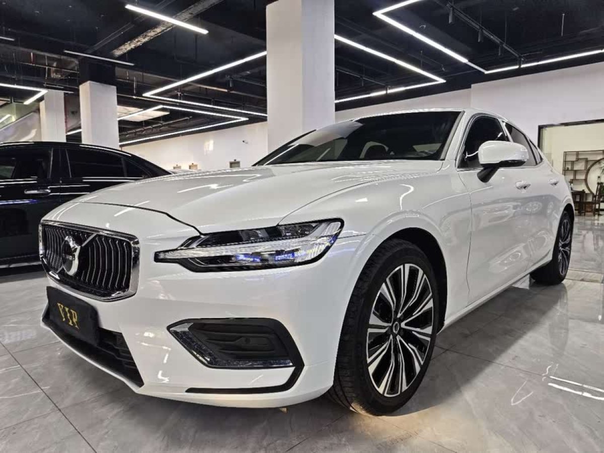 沃爾沃 S60L  2025款 B4 智遠豪華版圖片