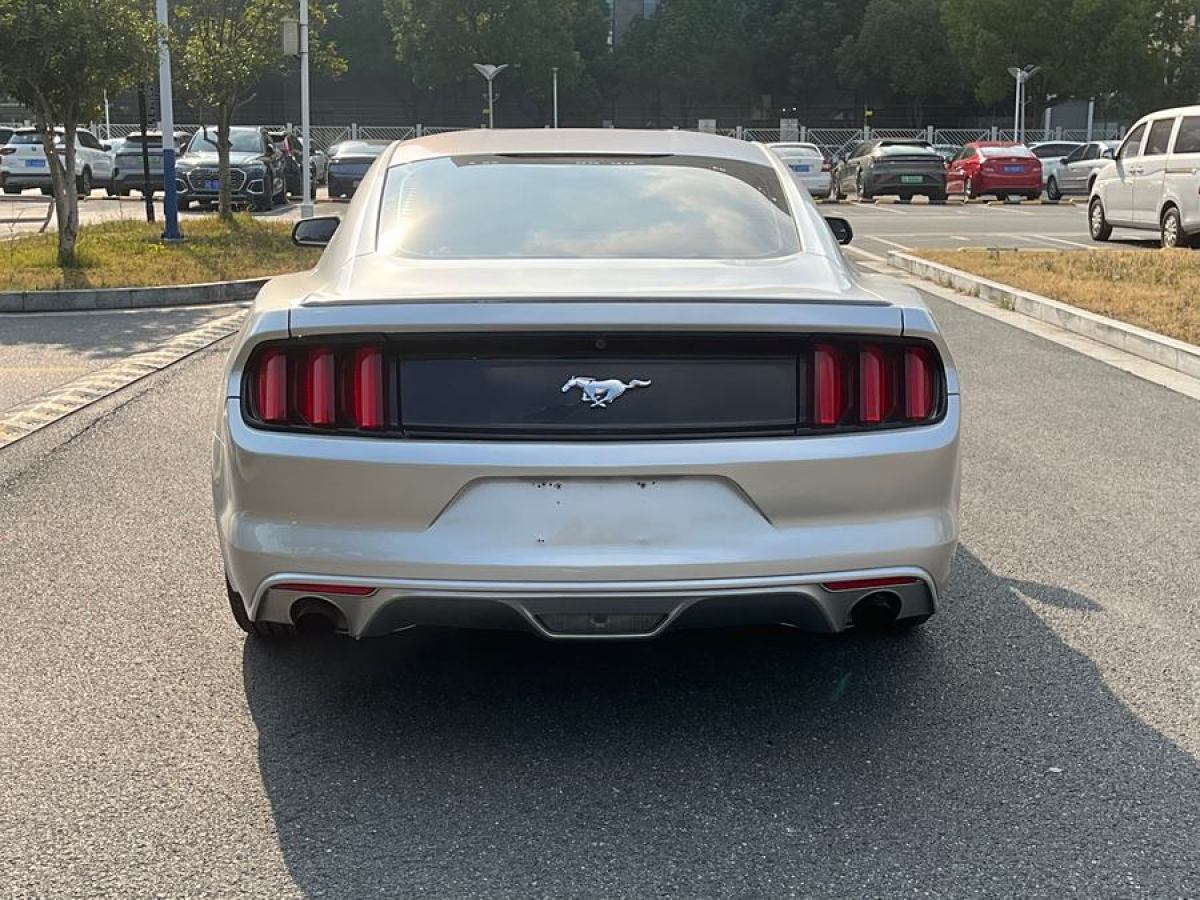 2018年11月福特 Mustang  2018款 2.3L EcoBoost