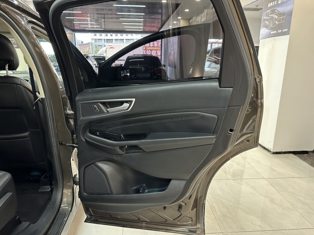 福特 銳界  2015款 2.0T GTDi 兩驅(qū)豪銳型圖片