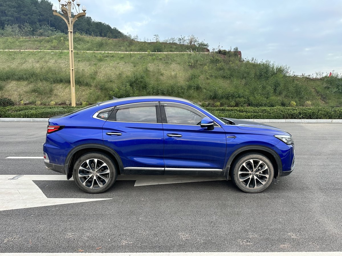 長(zhǎng)安 CS85 COUPE  2019款  1.5T 動(dòng)版 國(guó)VI圖片