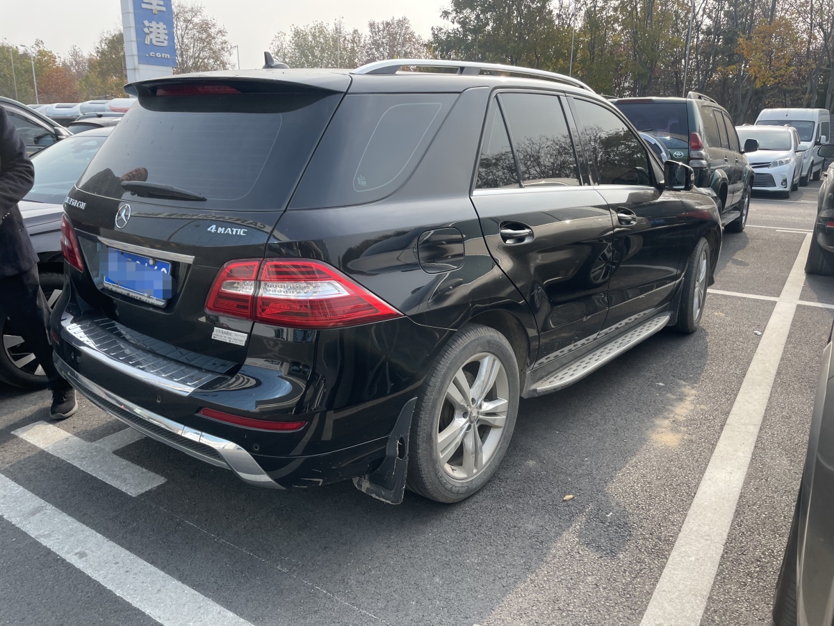 奔馳 奔馳M級  2015款 ML 350 CDI 4MATIC圖片