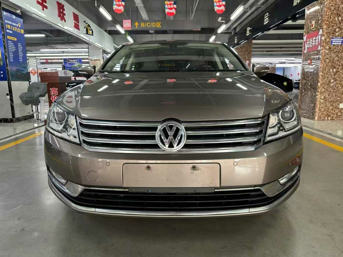 大眾 輝騰  2014款 3.0L 商務(wù)型圖片