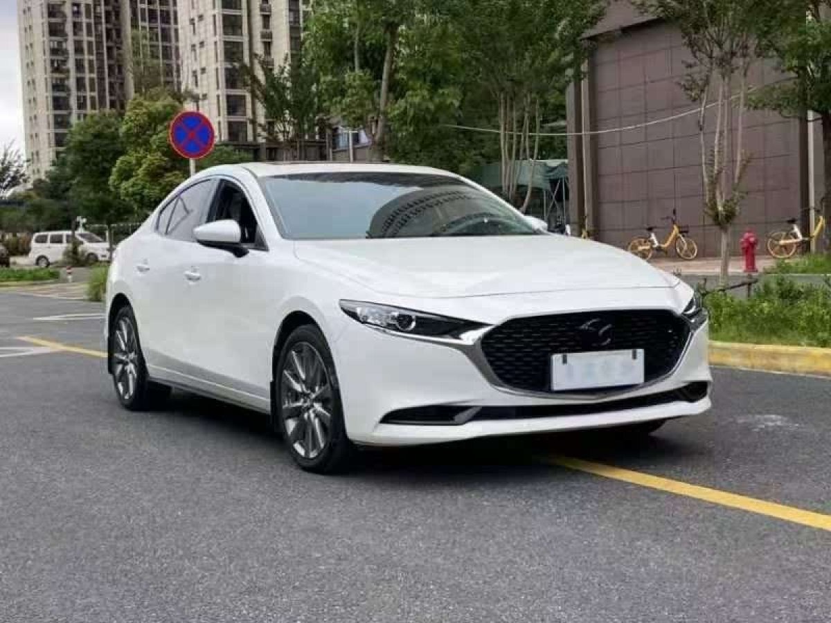 馬自達(dá) 馬自達(dá)3 Axela昂克賽拉  2022款 2.0L 自動(dòng)質(zhì)雅版圖片