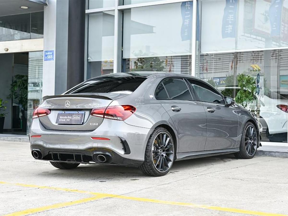 奔驰 奔驰A级AMG  2022款 AMG A 35 4MATIC图片