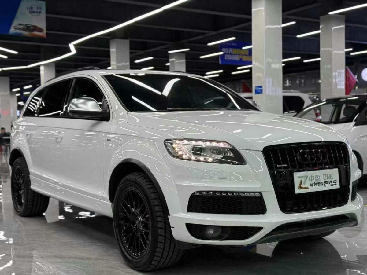 奥迪 奥迪Q7  2012款 Q7 3.0TFSI 豪华型 245kw图片