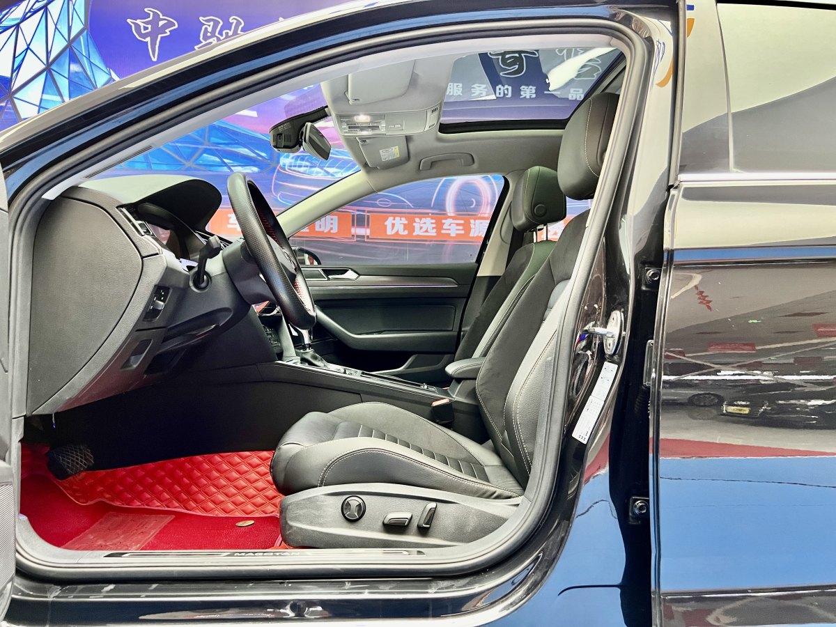 大眾 邁騰  2019款  330TSI DSG 領(lǐng)先型 國VI圖片