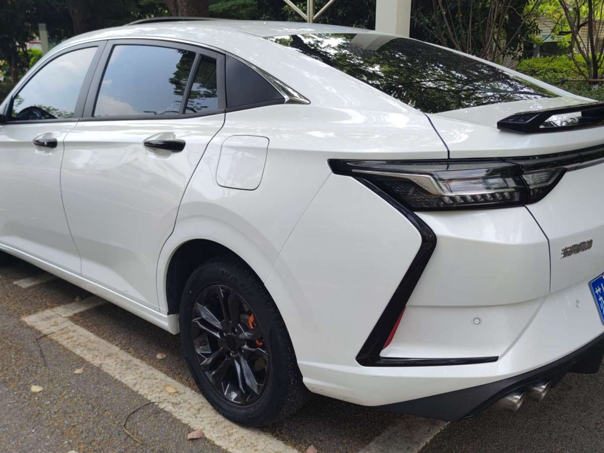 東風(fēng)風(fēng)神 奕炫  2023款 1.5L 自動追影版圖片