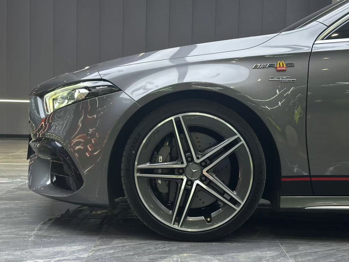 2022年1月奔馳 奔馳A級(jí)AMG  2022款 AMG A 45 4MATIC+