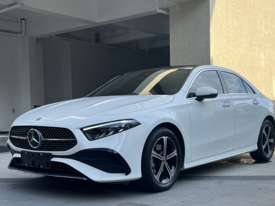 2024年4月 奔馳 奔馳A級(jí) A 200 L 時(shí)尚型圖片